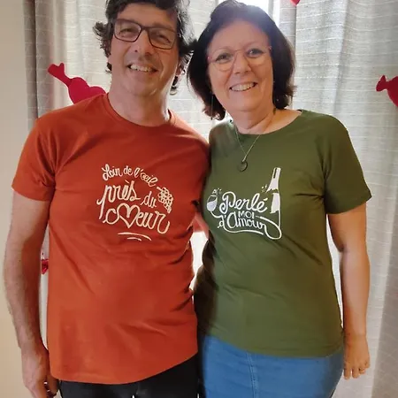 D'hôtes La Vigneronne Couette-café