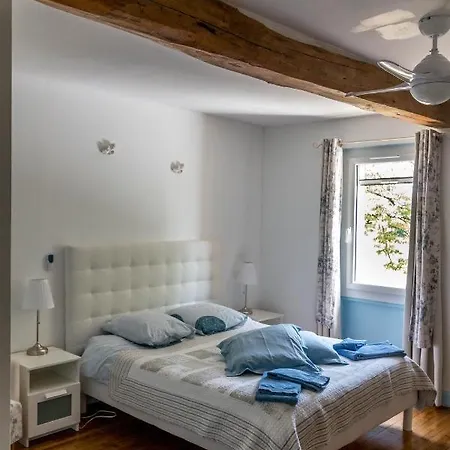 Bed & Breakfast D'hotes La Vigneronne Senouillac