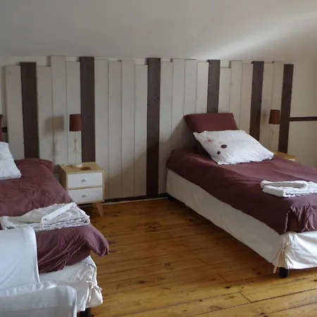 ベッド・アンド・ブレックファスト D'hotes La Vigneronne Senouillac